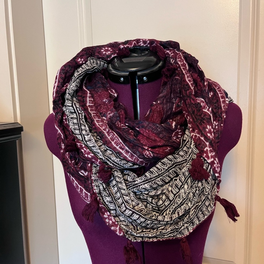Stella & Dot Tassel Infinity Scarf - Plum